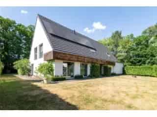 Villa te koop Brasschaat - Praktijkruimte - 4 slaapkamers