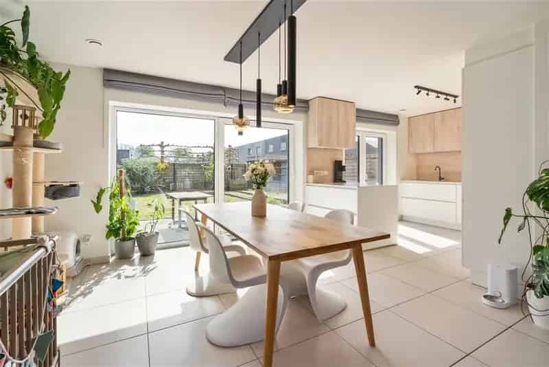 Huis te koop in Eke 4 slaapkamers 2012