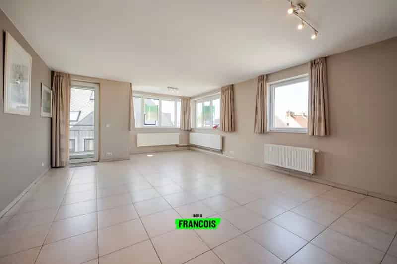 Duplex Appartement 3 Slaapkamers te Koop Centrum Oudenburg