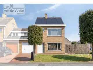 Huis te Koop Adinkerke - Instapklare Gezinswoning Nabij Strand