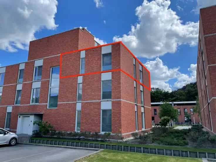 Appartement te koop Oostmalle: 2 slaapkamers, terras en garage