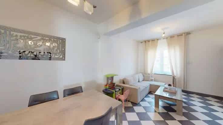 Charmante 3-gevelwoning te koop nabij Luik