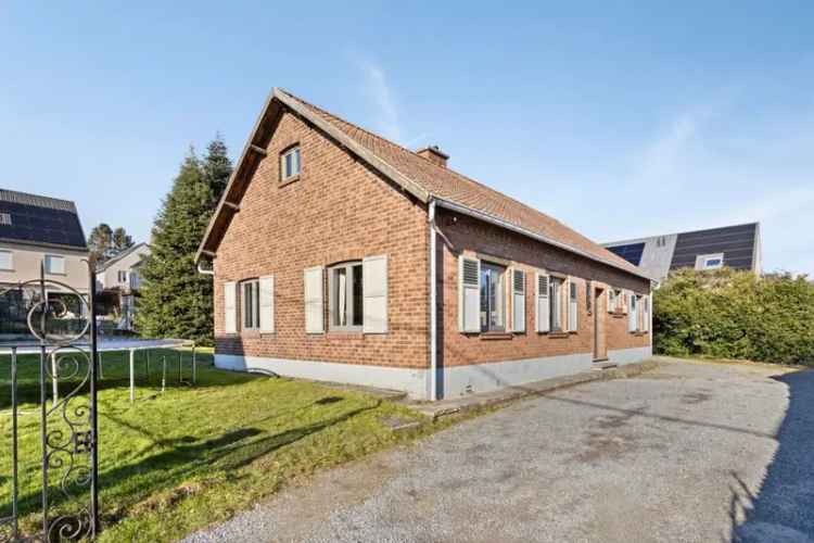 Te koop bungalow met 3 slaapkamers in Duisburg met tuin en garage