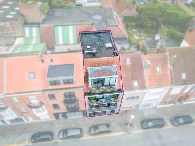 Handelspand met Appartement te Nieuwpoort