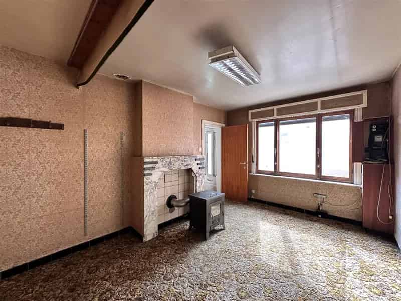 Te renoveren woning met potentieel in Wichelen
