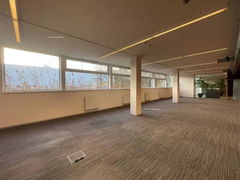 Kantoorruimte te huur Aalter 194m²  E40
