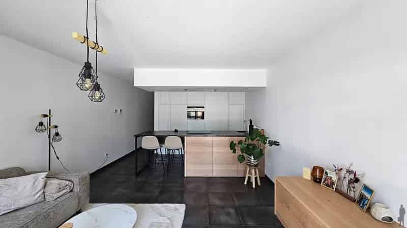 Appartement te koop Hoogstraten: 1 slaapkamer, tuin, parkeerplaats