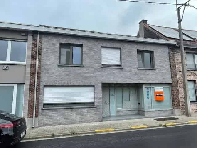 Huis te koop Centrum Hulste: Woon en Handelshuis