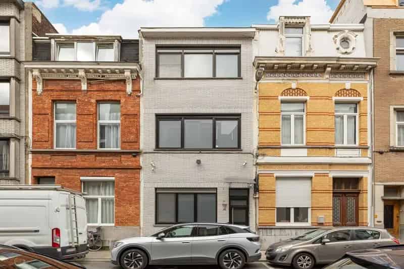 Huis te huur 4 slaapkamers grote keuken lift mindervaliden