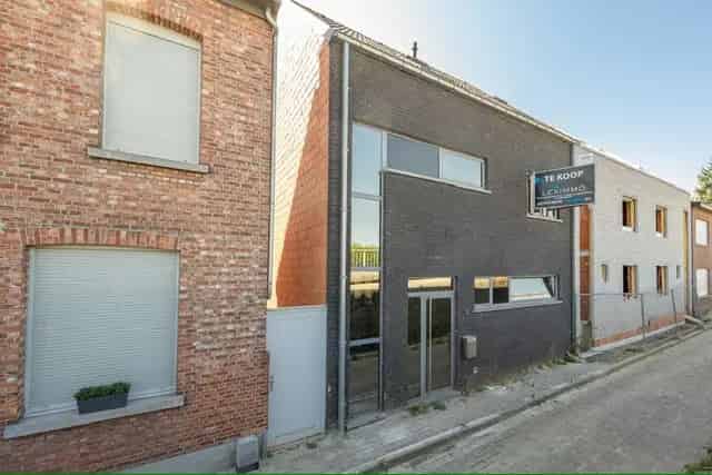 Recente woning Walem 4 slaapkamers grote tuin 2 badkamers