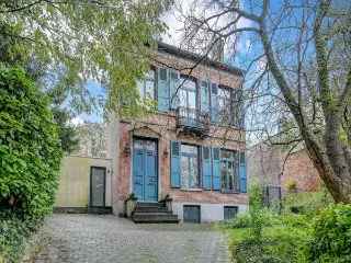 Villa te koop in Machelen met moderne en authentieke kenmerken