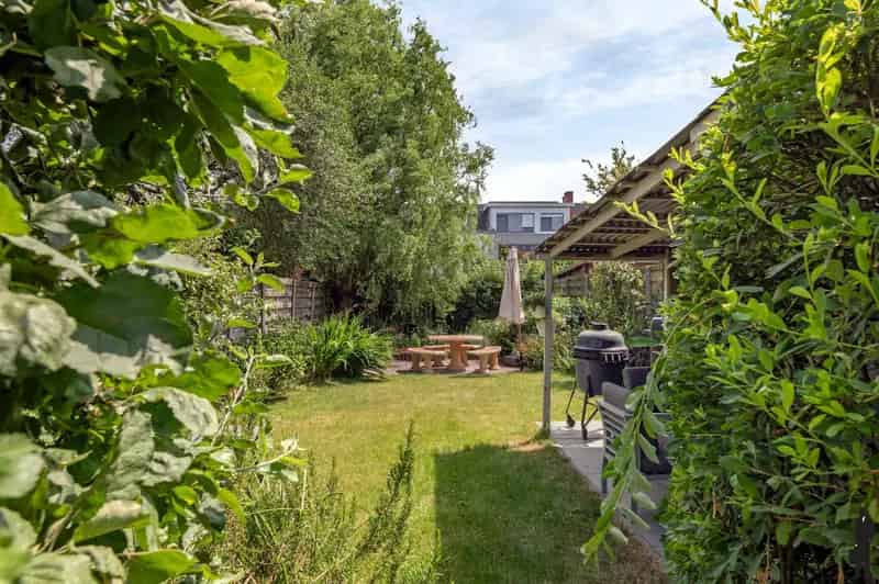 Huis te koop Bel-etage 4-5 slaapkamers garage stadstuin