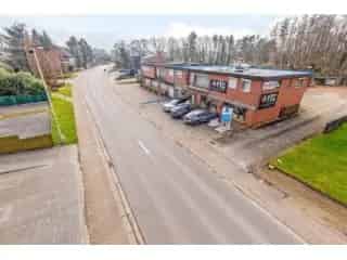 Handelshuis te koop Zolder ruim perceel verhuurd handelspand appartement