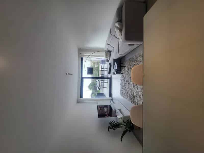 Appartement te koop te Vlamertinge: 2 slaapkamers, terras