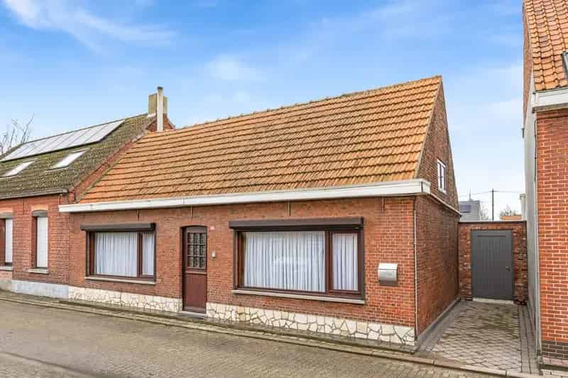 Rustig gelegen woning 2 slpk atelier tuin 3 garages