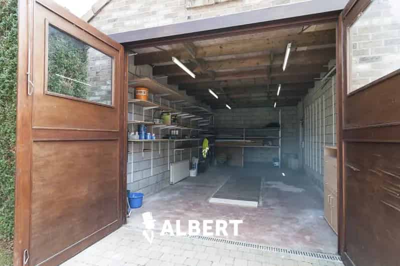 Ruime Instapklare Woning Diepenbeek 266m² Grote Tuin 788m²