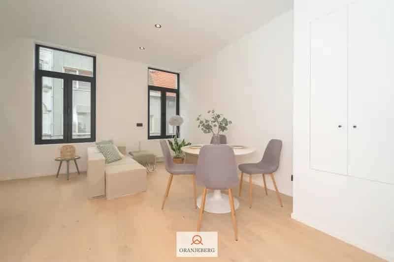 Gerenoveerd Appartement Gent - Lichtrijk en Ruim