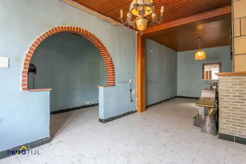 Te renoveren woning centrum Wetteren 3 slaapkamers