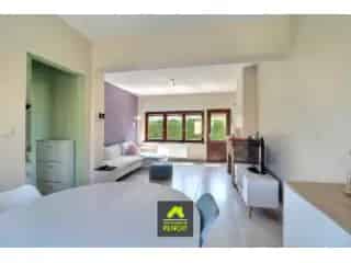 Huis te koop Seraing - Gerenoveerde woning met garage en tuin