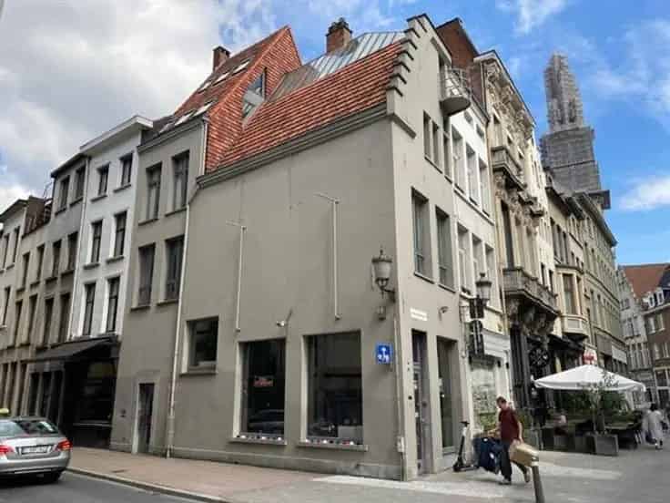 Antwerps Hoekhuis Monument 123m2 Te Koop