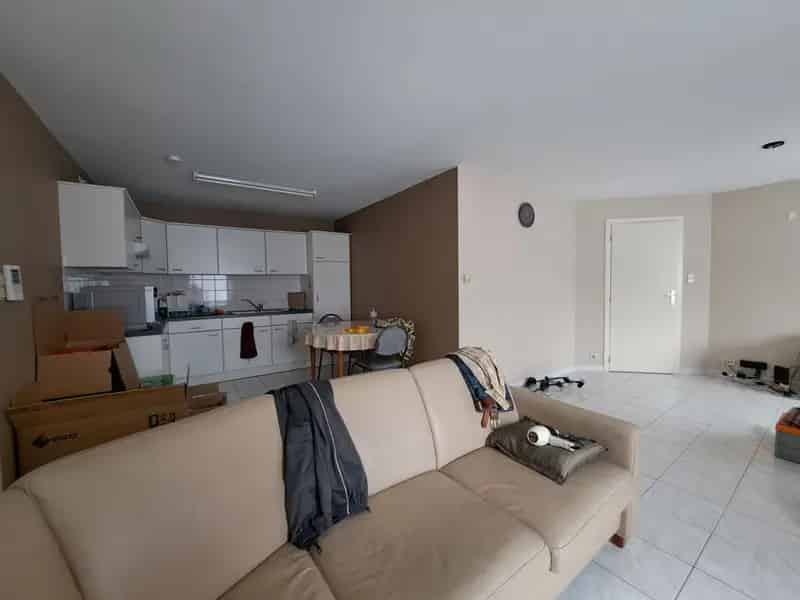 Gelijkvloers appartement te Lummen met garage