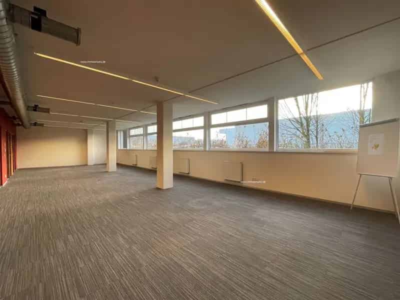 Kantoorruimte te huur Aalter 194m² E40