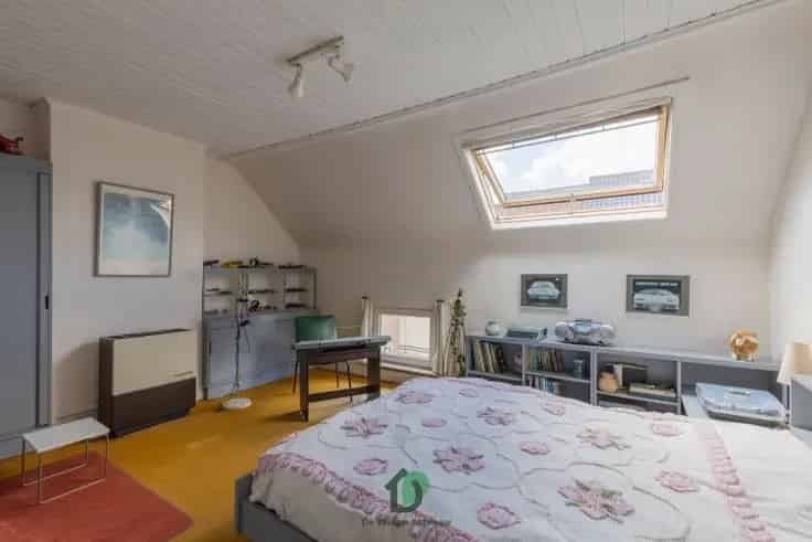 Huis te Koop Gent: 4 Slaapkamers, Grote Tuin, Renovatieproject