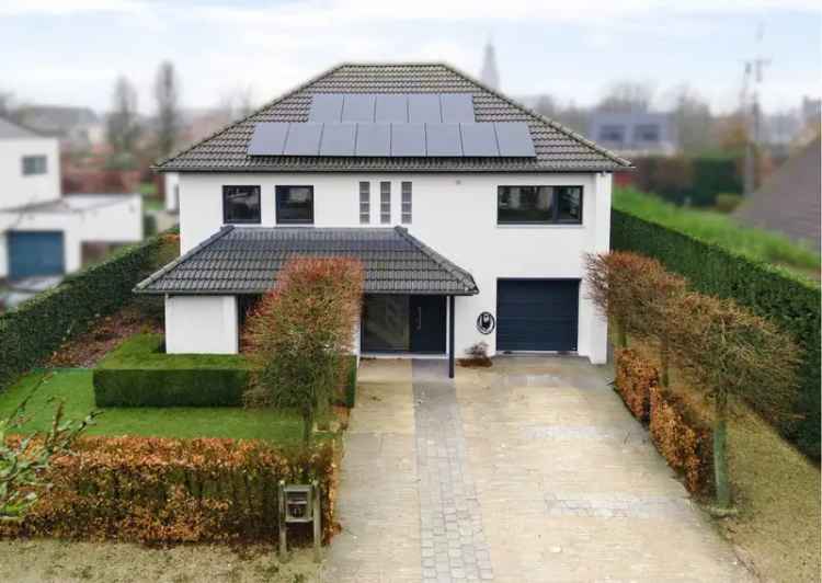 Huis te huur Hoogstraten: Instapklare villa met 3 slaapkamers en tuin