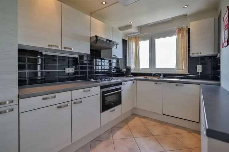 Appartement te huur Edegem 2 slaapkamers autostaanplaats