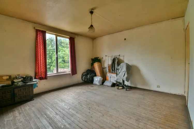 Woning te koop met renovatiemogelijkheden in Torhout met stadstuin