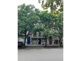 Kasteel te koop Luik Vennes 7 slaapkamers grote tuin