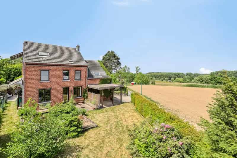 Charmante woning te renoveren landelijke omgeving