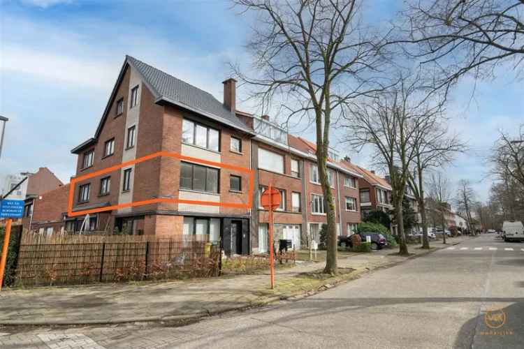 Te koop gerenoveerd appartement met 2 slaapkamers in Dieseghemwijk