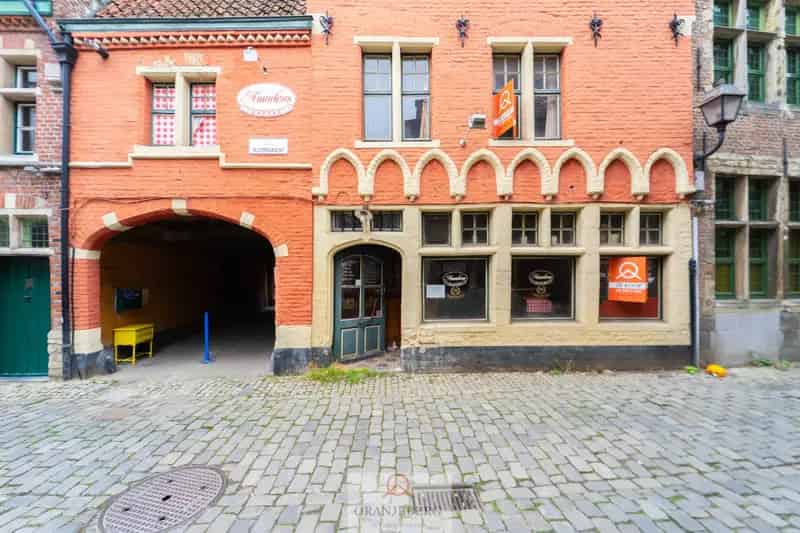 Kantoor te koop Gent: charmante trapgevelwoning