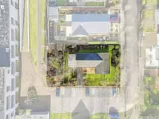 Grond te koop Eernegem - Renovatieproject of Nieuwbouw