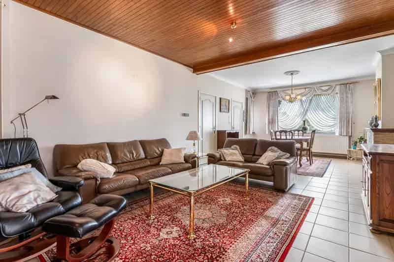 Huis te huur Zolder: 4-5 slaapkamers, 85 are