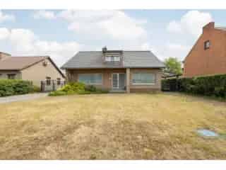 Huis te Koop Lummen 4 slaapkamers Zonnepanelen Garage