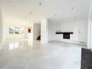 Huis te huur Wezembeek-Oppem 250m² Grote Tuin 3 slaapkamers