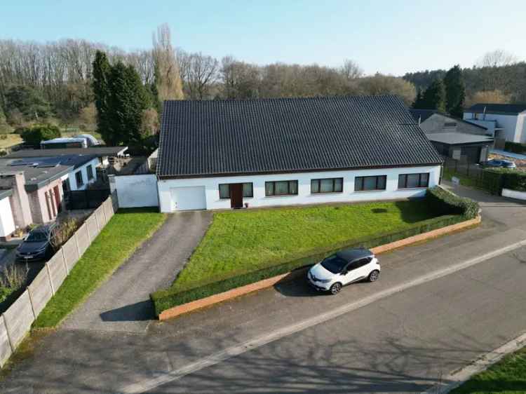 Zeer Ruime Woning Met Loods Te Koop Zutendaal