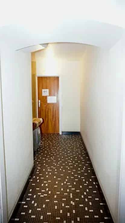 Appartementenblok Te Koop Saint-Guidon 6 Appartementen 9 Parkeren