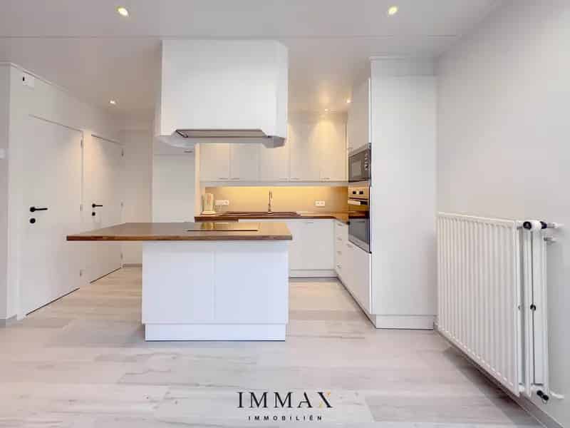 Gerenoveerde woning met 3 gastenkamers nabij Brugge