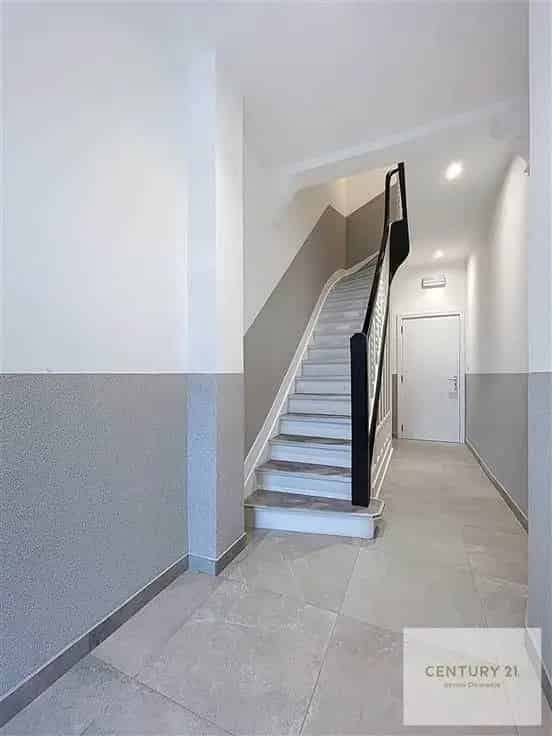 Appartement te koop: 1 slaapkamer, rustig gelegen
