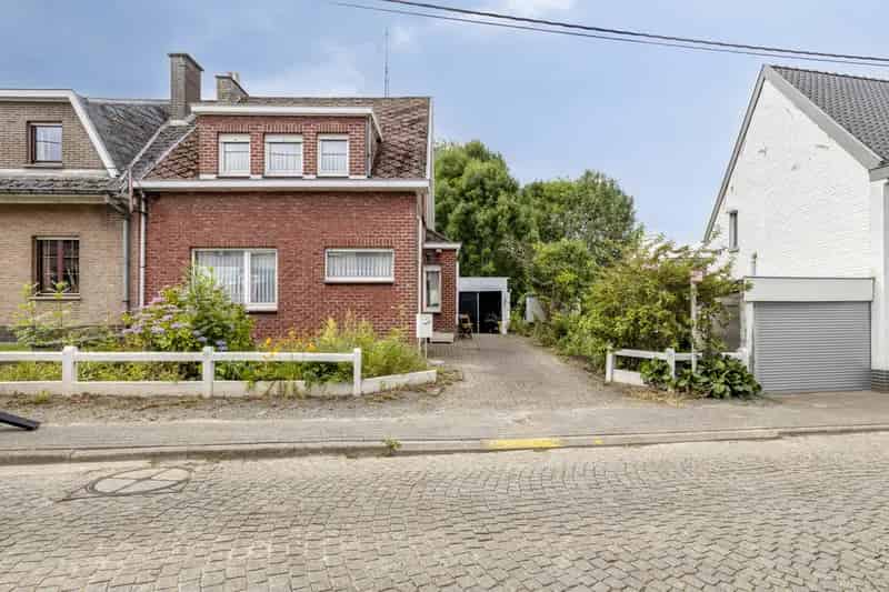 Te renoveren HOB 9a 38ca 3 slaapkamers