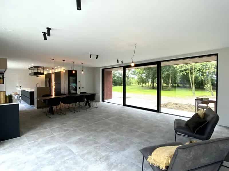 Ruime Nieuwbouwwoning te Koop in Aarsele