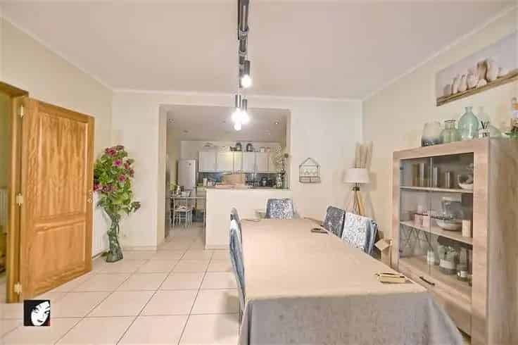 Appartement 126m2 Fosses-la-Ville - 2 slaapkamers - Terras - Parking