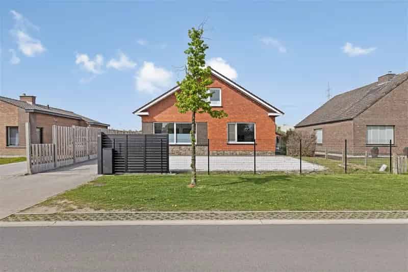 Huis te koop: Instapklare woning 3 slaapkamers 480m²