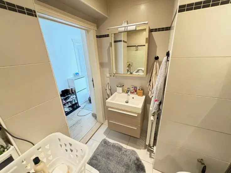 Appartement Evere 2 slaapkamers Nabij openbaar vervoer