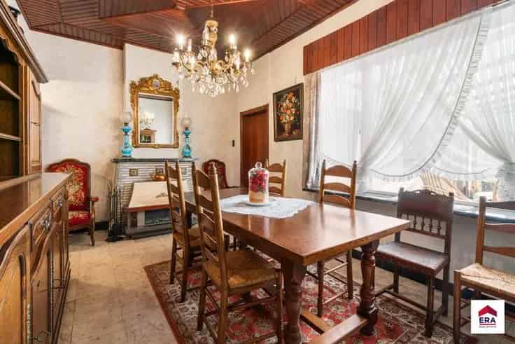 Huis te Koop Aalter Centrum 380m² Tuin Nabij Station