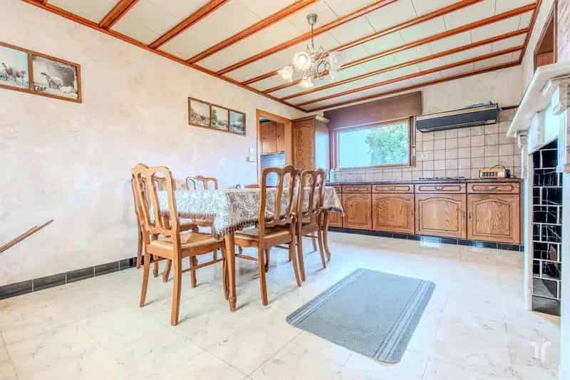Te renoveren woning bouwgrond mooi perceel