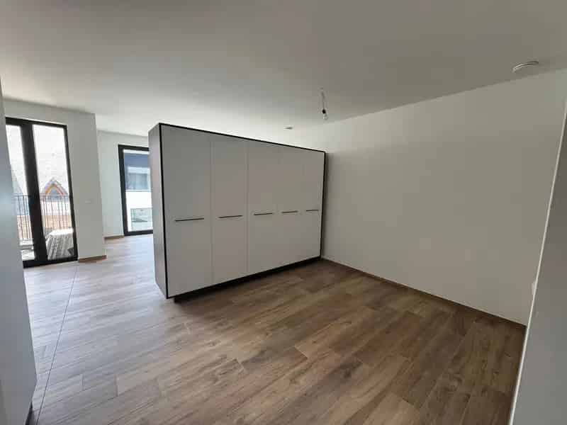 Nieuwbouw Studio te Koop met Terras en Garagebox